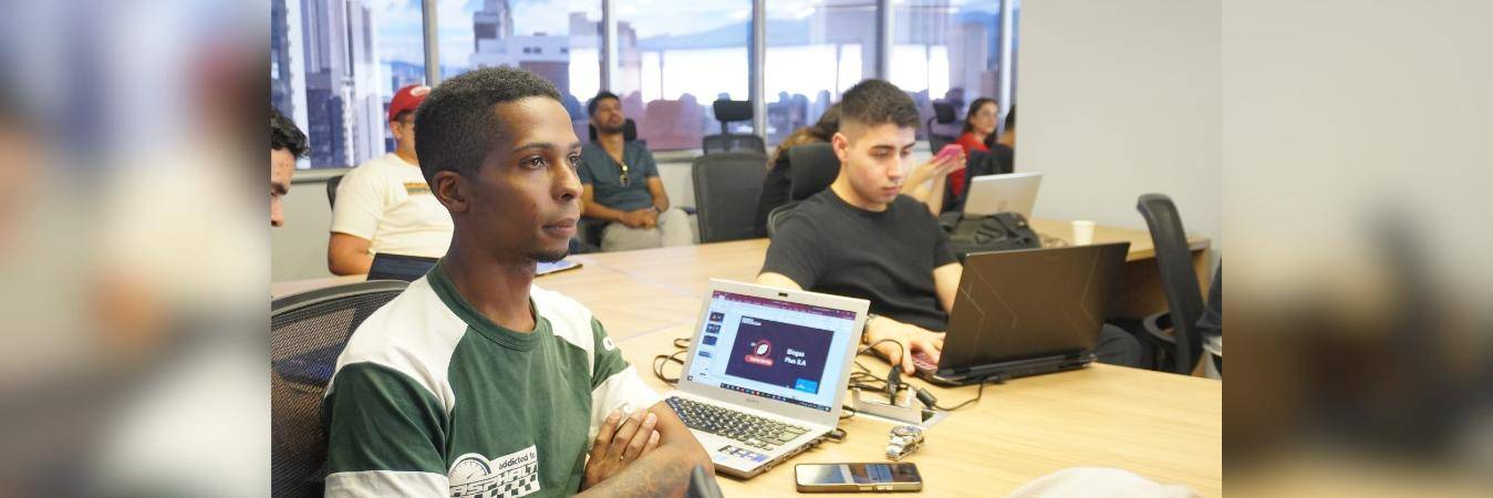 ¡Gratis! Hay más de 2000 cupos para aprender inglés en Medellín