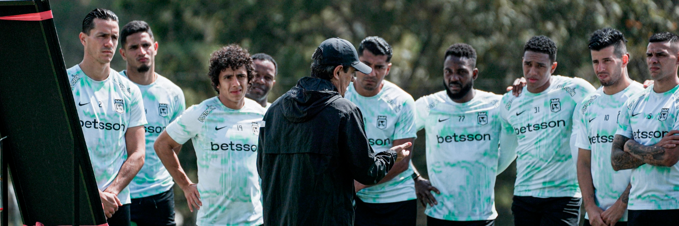 El entrenador busca que los próximos partidos terminen en victoria. /FOTO: ATLÉTICO NACIONAL