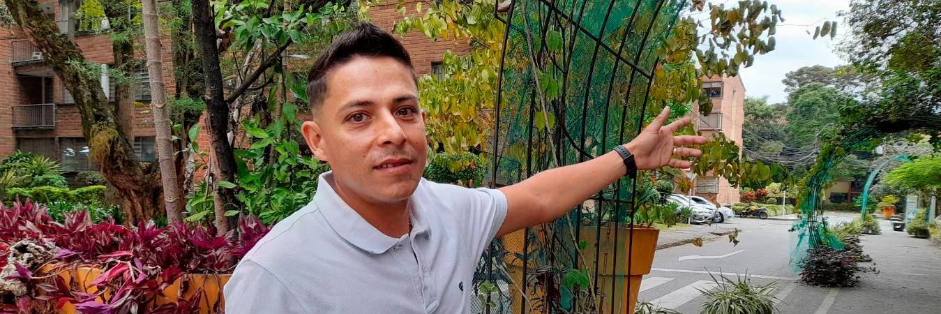 Como un referente cultural y bohemio, así describe Carlos Andrés Serna el barrio Carlos E. Restrepo, un agradable sector de la comuna 11. /FOTOS: DANIEL GONZÁLEZ J.