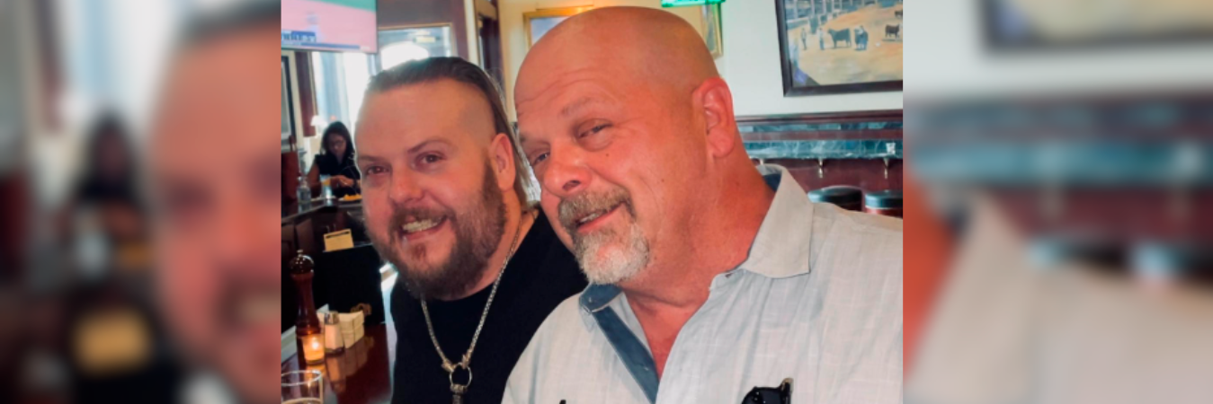 Rick Harrison (der) y su hijo Adam Harrison (izq). /FOTO: INSTAGRAM @rick_harrison