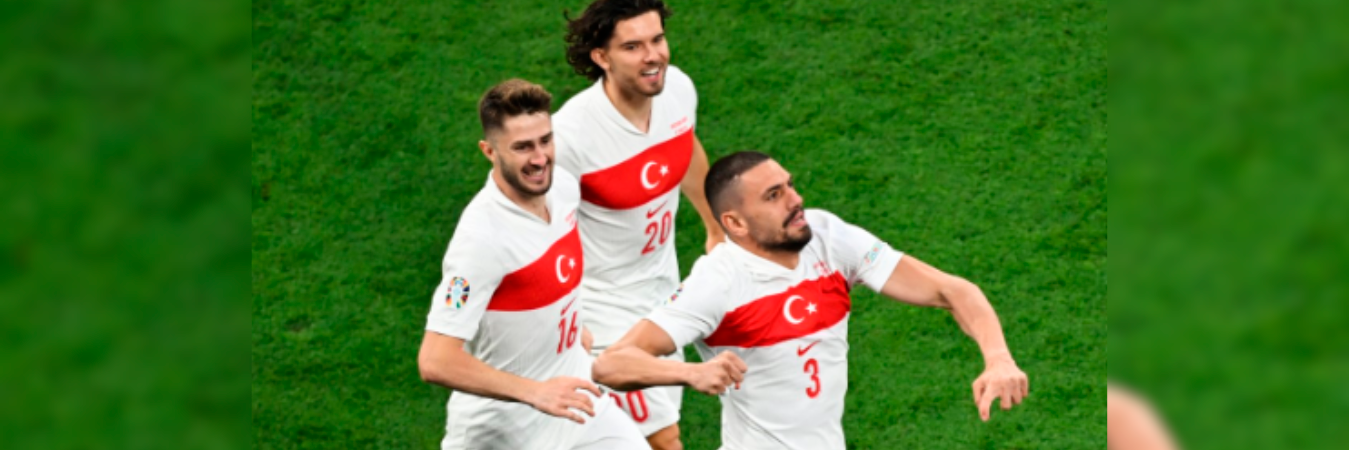 Turquía derrotó a Austria y avanzó a cuartos de final. /FOTO: X @EURO2024