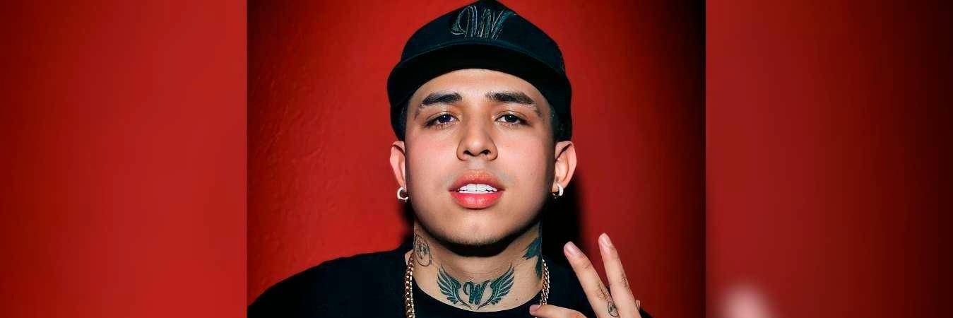 El influencer dijo que no vio mujeres bonitas cuando estuvo en El Salvador. / FOTO: @WESTCOL