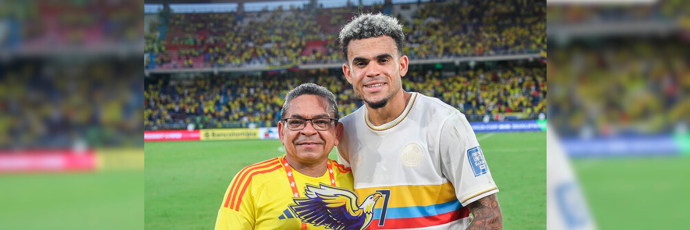 Luis Díaz (der.) junto a su padre Mane Díaz. /FOTO: INSTAGRAM @cervezaaguila