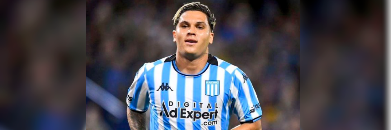 Juan Fernando Quintero jugando para el Racing de Avellaneda. /FOTO: INSTAGRAM @juanferquinterop