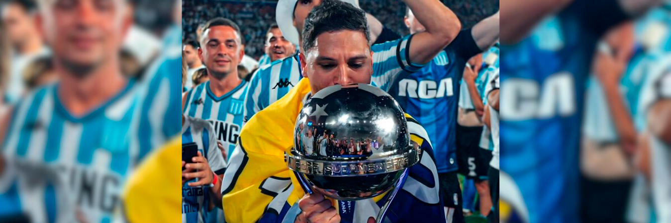 Juan Fernando Quintero celebrando el título de la Copa Sudamericana. /FOTO: INSTAGRAM @juanferquinterop