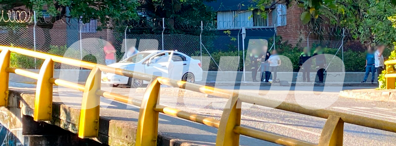 Agentes de la Sijín de la Policía realizaron el levantamiento del hombre. /FOTO: ANDRÉS FELIPE OSORIO GARCÍA