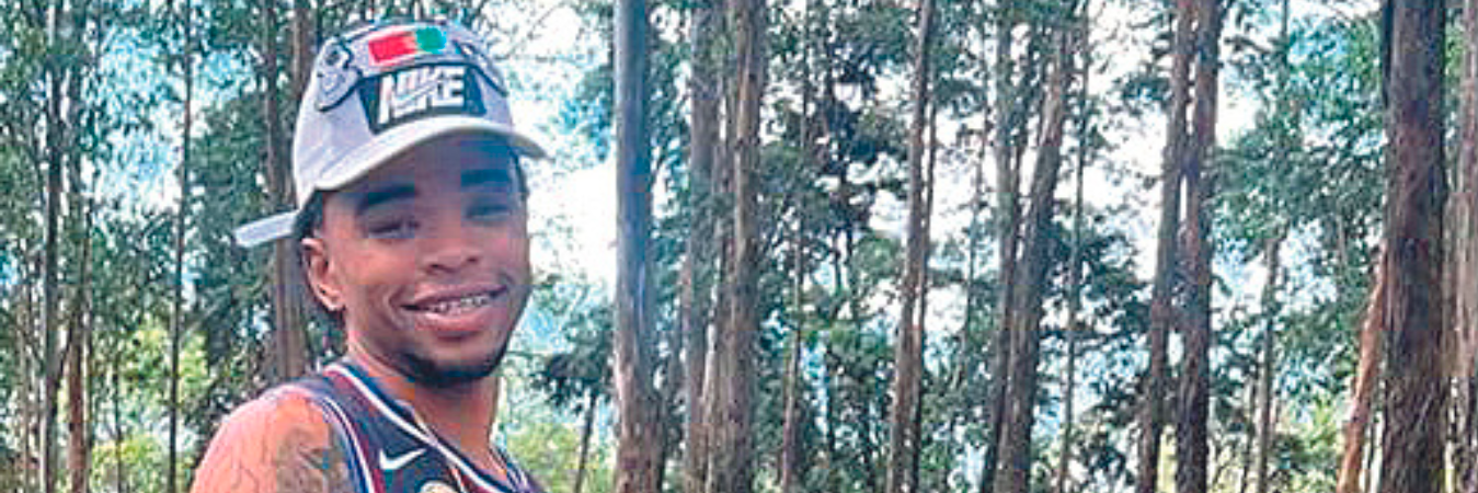 El joven recibió dos puñaladas en el pecho y el brazo. Aunque fue llevado a un centro asistencial, llegó sin signos vitales. /FOTO: CORTESÍA.