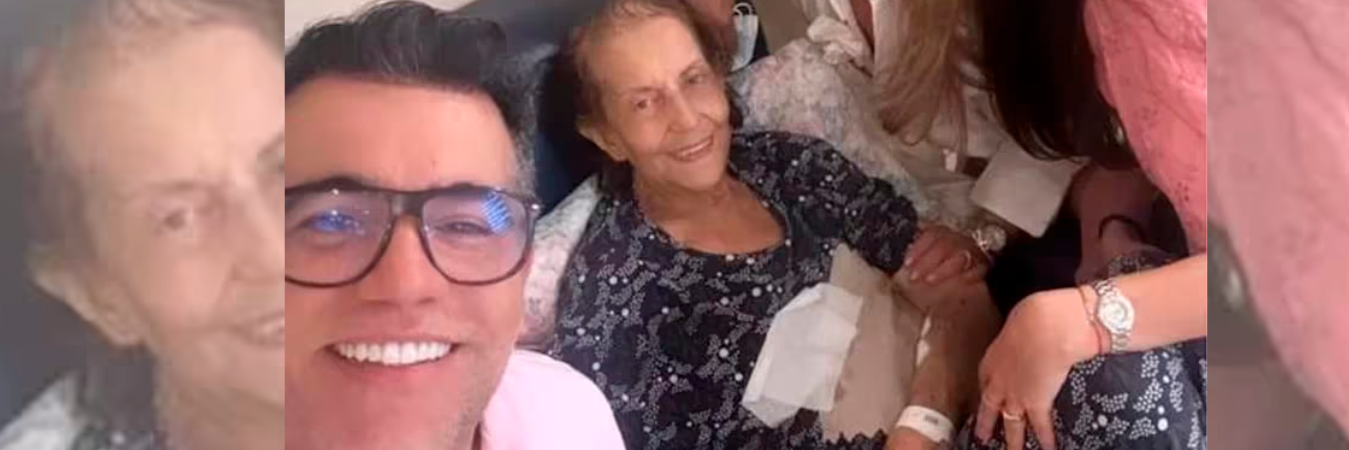 Calero acompañando a su mamá en el hospital, en el pasado mes de noviembre. /FOTO: TOMADA DE LA WEB