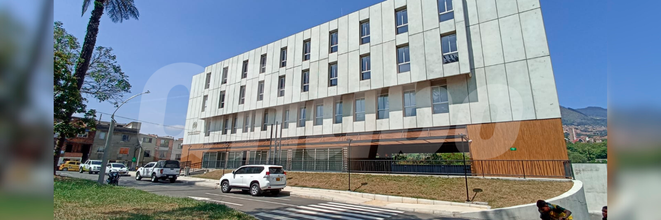 En la estación solo permanecen dos centinelas encargados de cuidar el edificio. /FOTO: ALEJANDRA MORALES RÍOS