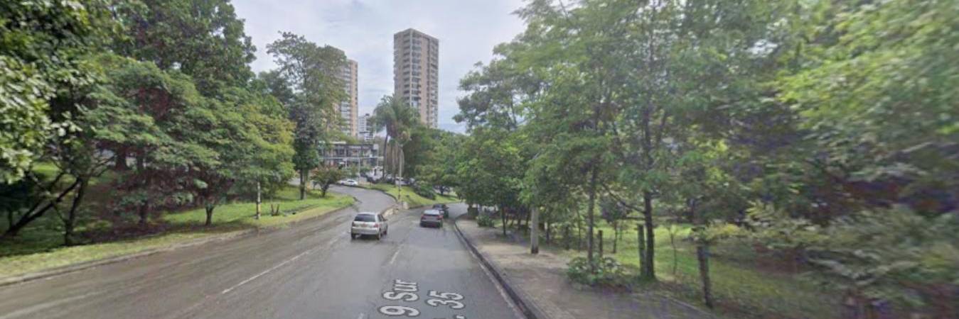 Cierre en Los Balsos complica la movilidad en El Poblado. / FOTO: GOOGLE