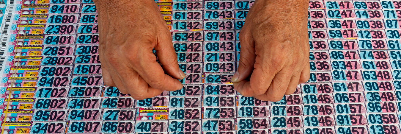 Venta de loterías en Medellín. /FOTO: MANUEL SALDARRIAGA QUINTERO 