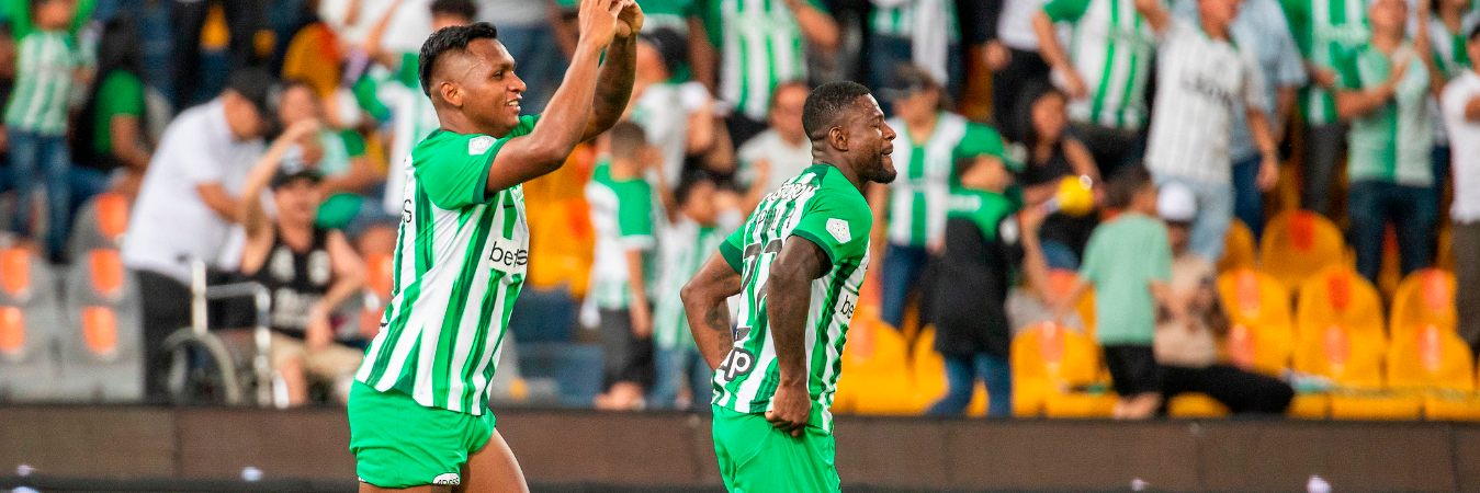 Alfredo Morelos (izquierda) es uno de los refuerzos con los que Nacional espera ser protagonista en el 2024. / FOTO: ESNEYDER GUTIÉRREZ. 