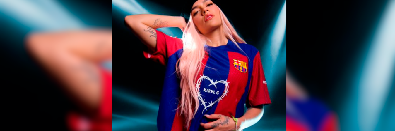 Karol G es la cuarta artista que sale en la camiseta en colaboración con Spotify. /FOTO: INSTAGRAM @fcbarcelona