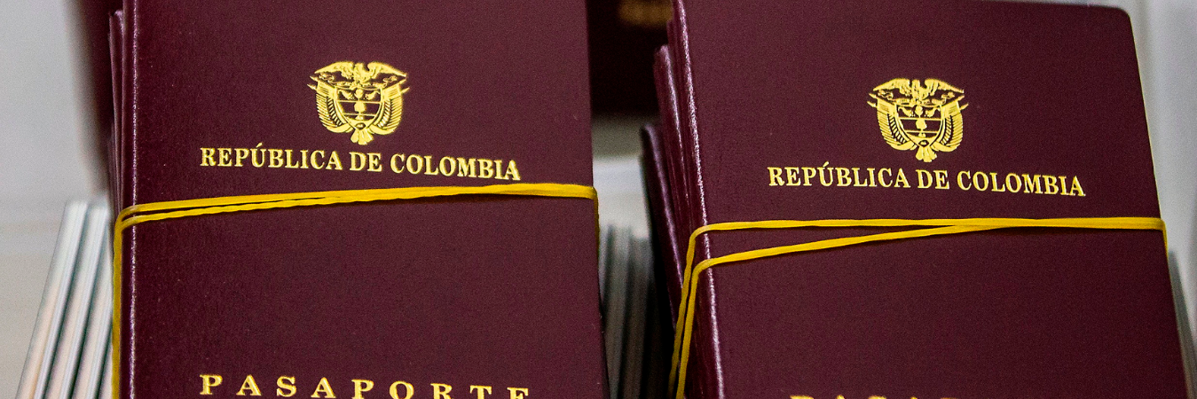 Así es el pasaporte colombiano. /FOTO: JULIO CÉSAR HERRERA