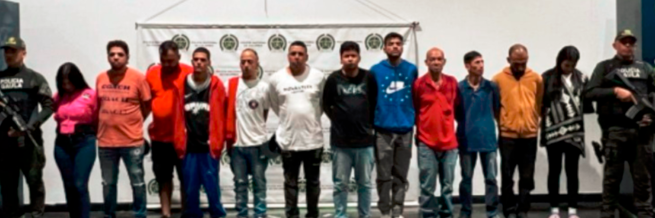 Las mujeres, al parecer, formaban parte del grupo delincuencial La Raya, que se dedica a la extorsionar en Guayabal. / FOTO: CORTESÍA