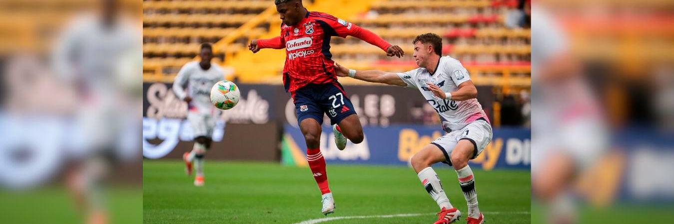 El encuentro de la Liga BetPlay, por la fecha 16, se realizó en el Estadio Metropolitano de Techo. /FOTOS: Colprensa - Cristian Bayona.
