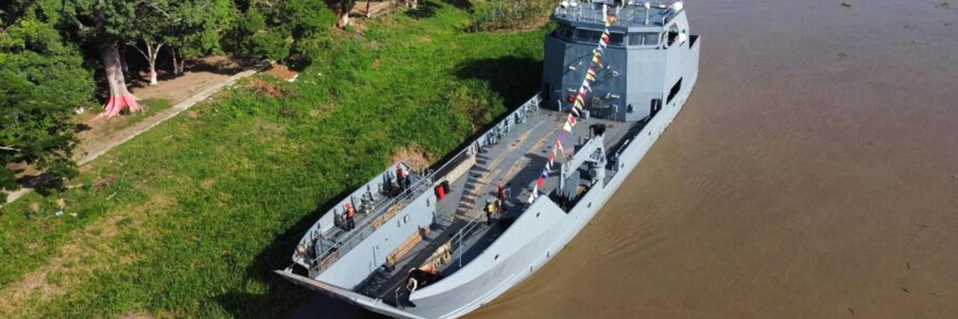 Buque de la Armada Nacional en el río Magdalena. FOTO: COLPRENSA 