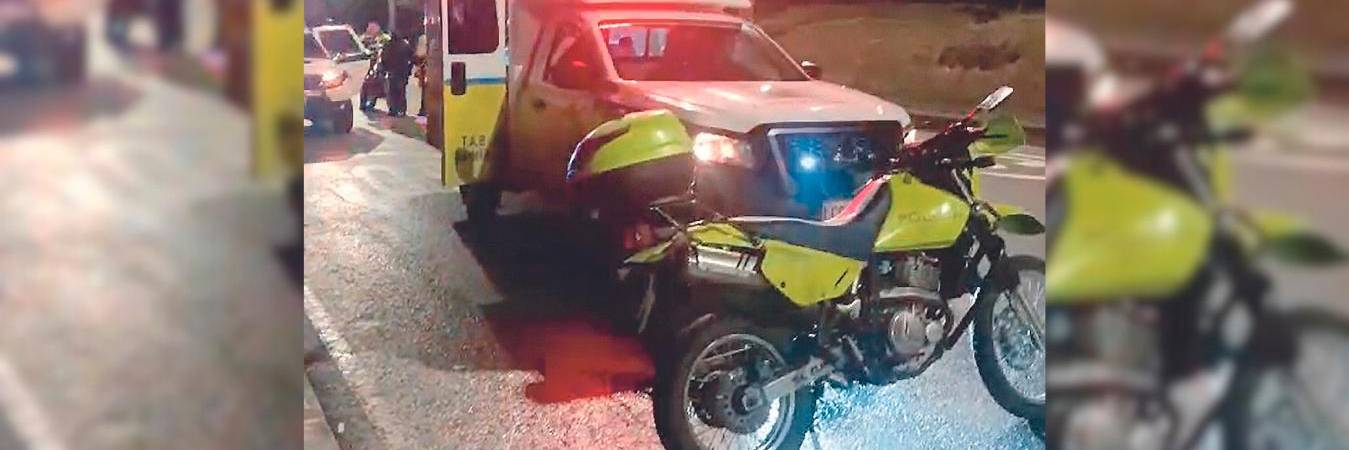 Personal médico de la Secretaría de Salud del distrito atendió el incidente. /FOTO: CORTESÍA