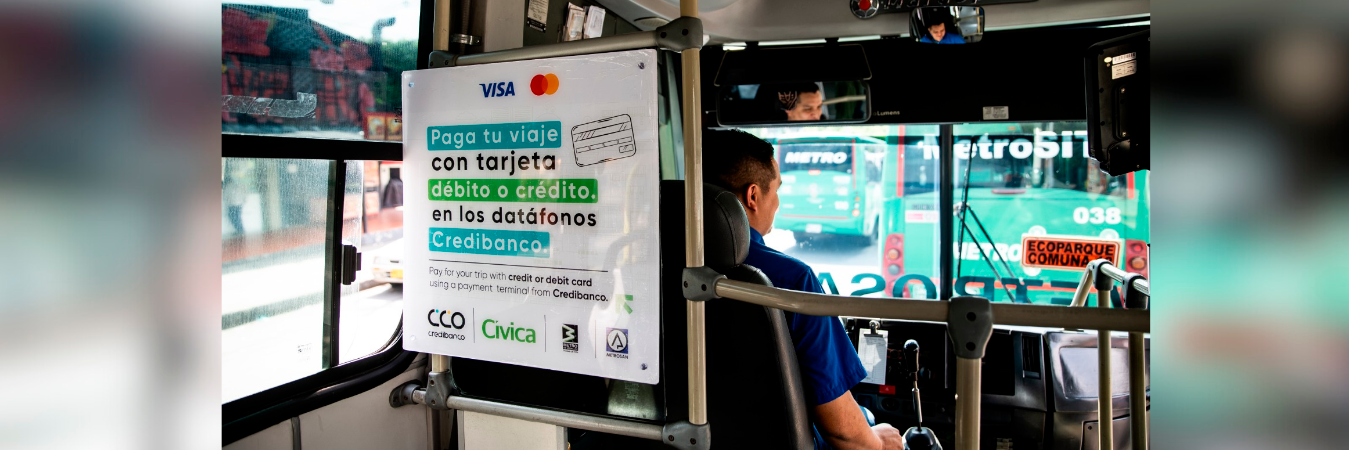Los buses que cuentan con el servicio están debidamente señalizados. /FOTO: METRO DE MEDELLÍN