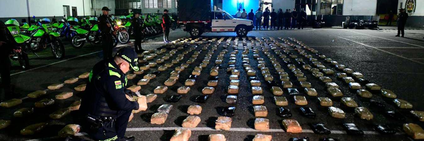 La Policía incautó al menos 300 kilos de marihuana. /FOTO: POLICÍA