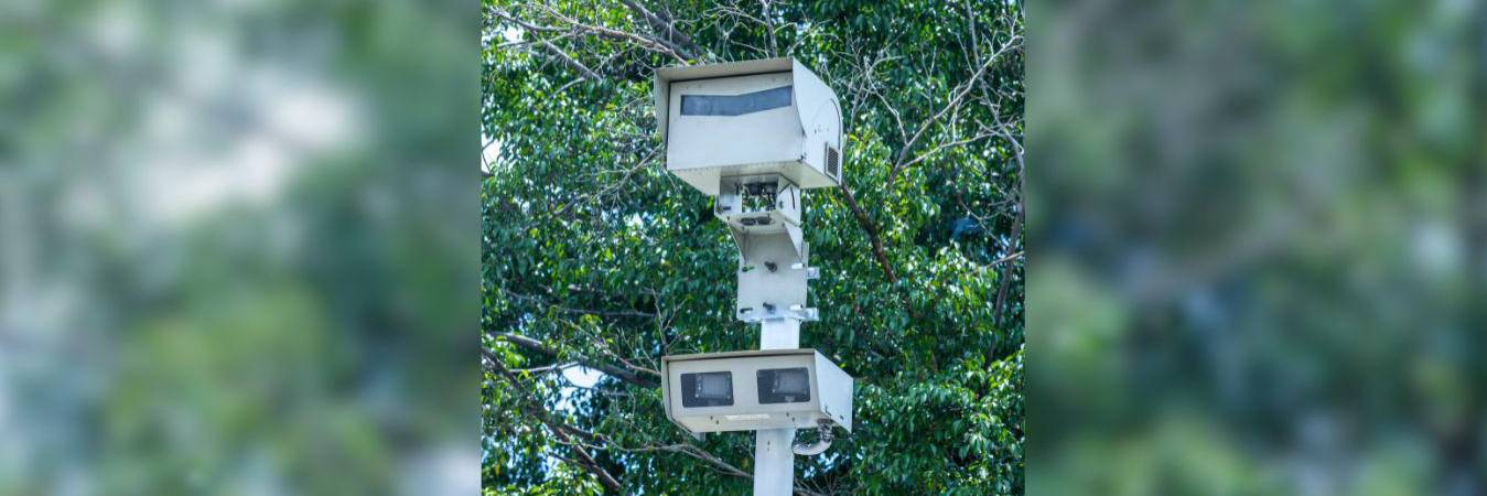 Entrarán en operación las nuevas cámaras de fotodetección instaladas en la Variante de Caldas. / FOTO: JUAN ANTONIO SÁNCHEZ OCAMPO
