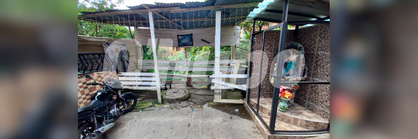 Los hechos ocurrieron al final de un callejón ubicado en la carrera 35 con calle 78, en Manrique. /FOTO: MAURICIO PALACIO