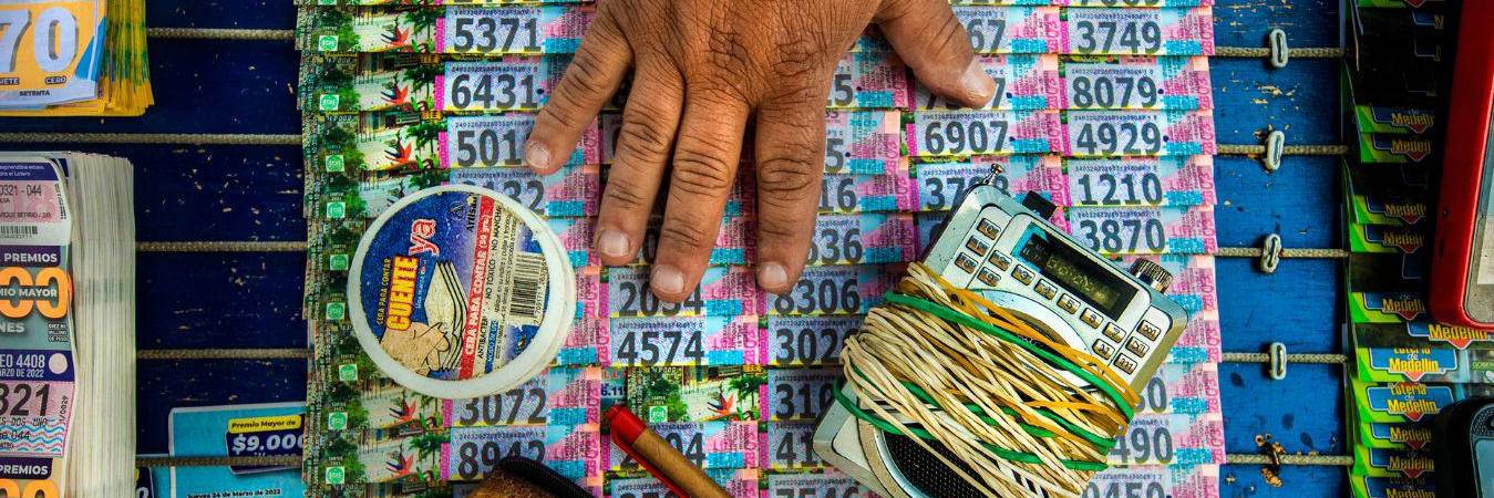 Venta de billetes de lotería. / FOTO: ANDRÉS CAMILO SUÁREZ ECHEVERRY
