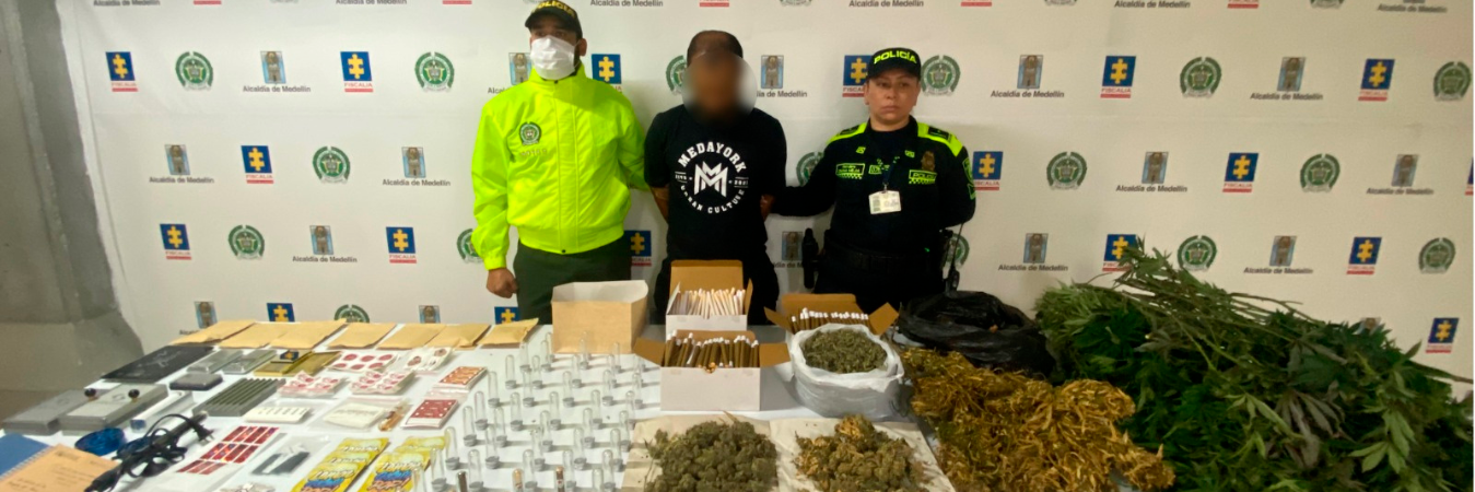 En la vivienda encontraron las plantas y los insumos para su siembra y cuidado. /FOTO: POLICÍA NACIONAL