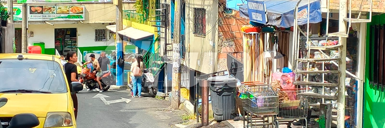 En esta cuadra del barrio El Playón de los Comuneros ocurrió el ataque contra Lina Marcela Mejía Guamán. /FOTO: MAURICIO PALACIO BETANCUR