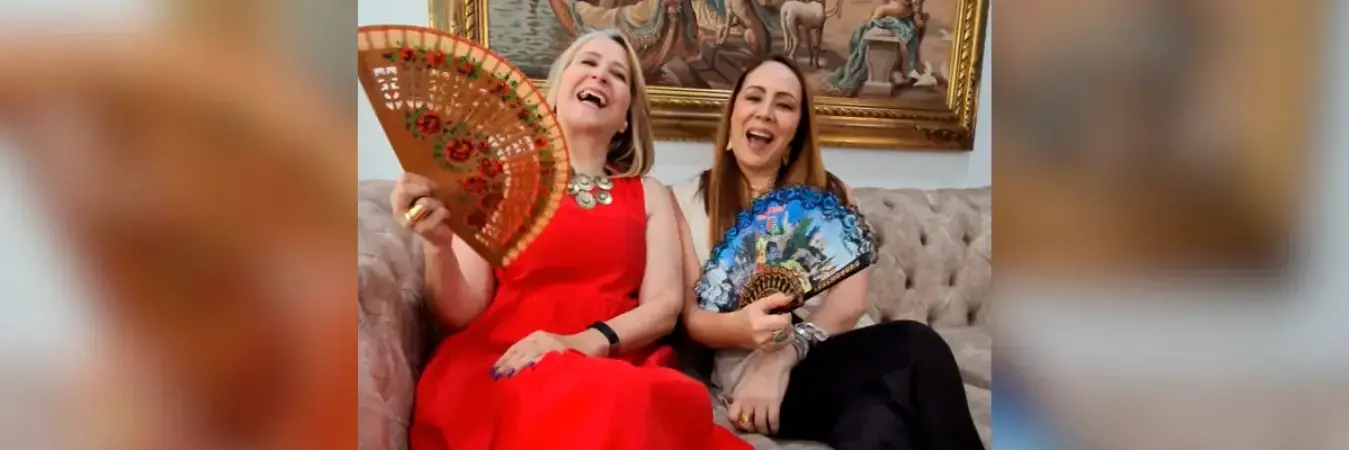 Las primas Ana (izquierda) y Claudia (derecha) crearon un espacio digital para hablar de la menopausia. / FOTO: ANA CRISTINA MARINO