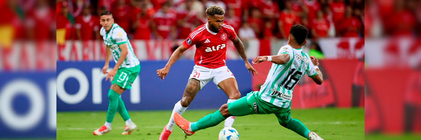 Atlético Nacional cayó 3-0 ante Internacional en el duelo en Brasil por Copa Libertadores. /FOTO: X @Libertadores