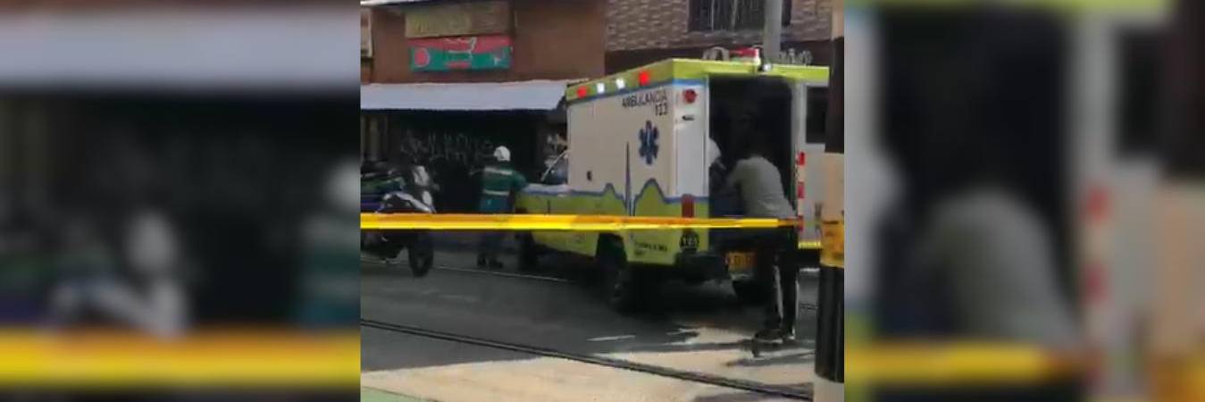 Según testigos, el hombre habría infringido las normas de tránsito. FOTO: CAPTURA DE VIDEO DENUNCIAS ANTIOQUIA
