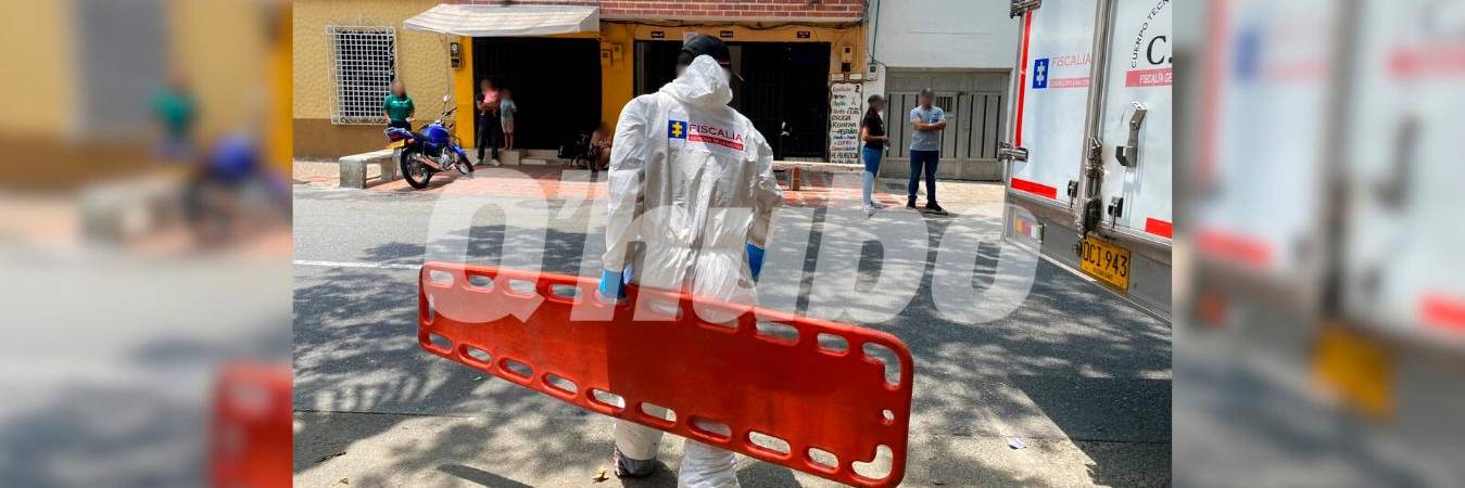 Escena del crimen de la joven venezolana Grecia Marielbis Perales, asesinada en el barrio Boston de Medellín. /FOTO: ANDRÉS FELIPE OSORIO GARCÍA