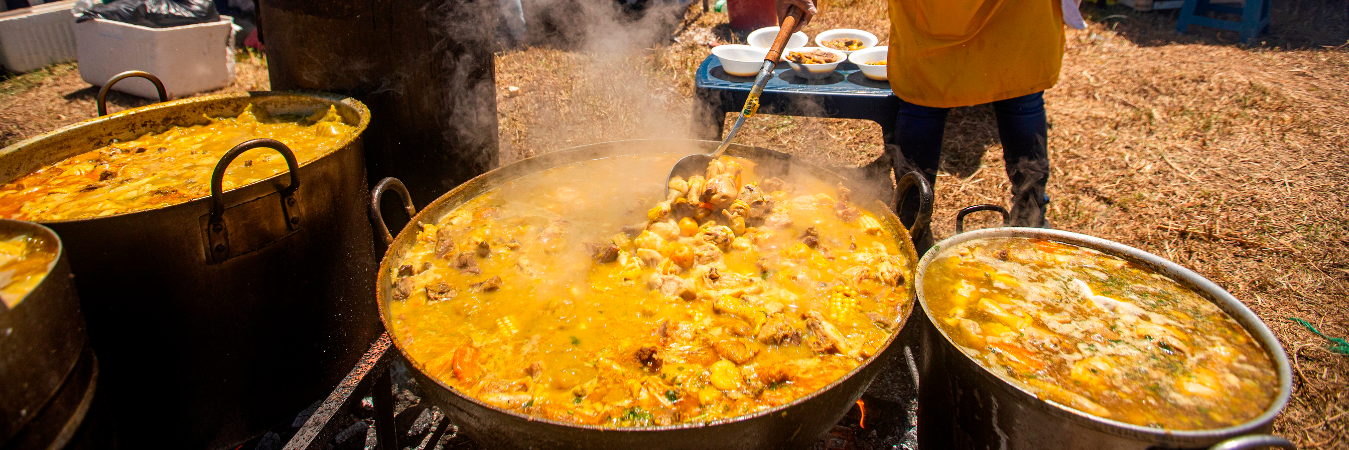 Además de comer sancocho, este es el plan perfecto para tomarse un traguito y bailar un rato. /FOTO: ARCHIVO 