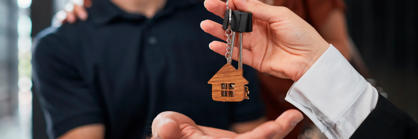 200.000 subsidios deben ser entregados durante el mandato de Gustavo Petro. / FOTO: CANVA.