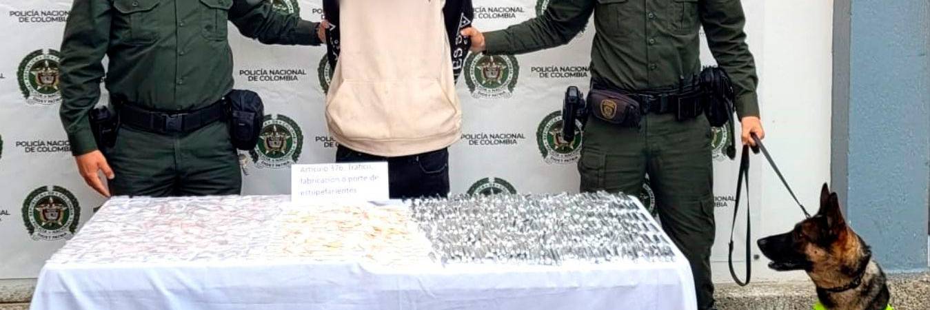 El hombre deberá responder por el delito de fabricación, porte o tráfico de estupefacientes. /FOTO: POLICÍA NACIONAL.