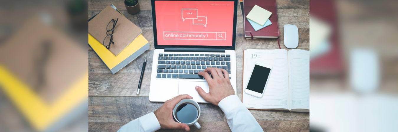 Para este lunes 26 de mayo traemos estas vacantes en el sector de comunicación y periodismo. / FOTO: CANVA