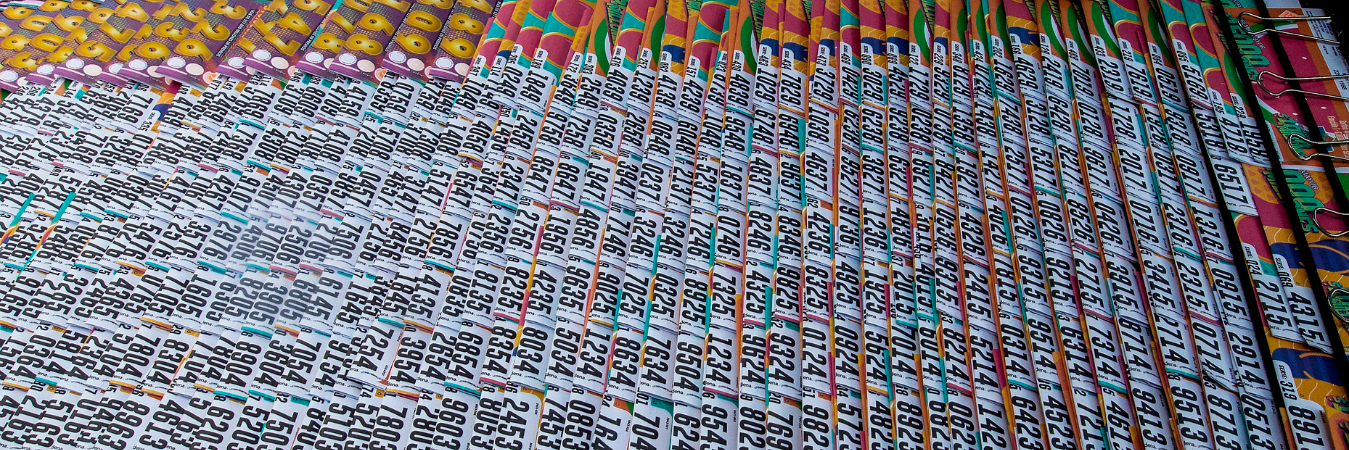 Venta de lotería en Medellín. /FOTO: ARCHIVO