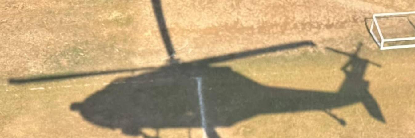 La Fuerza Aérea llegó a la zona en helicóptero. FOTO: CORTESÍA