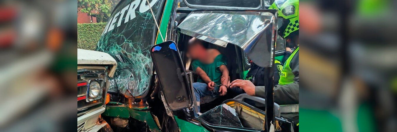  El momento de la captura del conductor. /FOTO: CORTESÍA