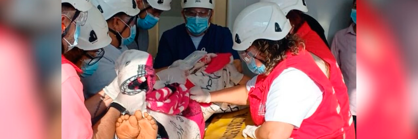 La mujer recibió atención médica y se recupera de las heridas. /FOTO: Instagram @andresjrendonc