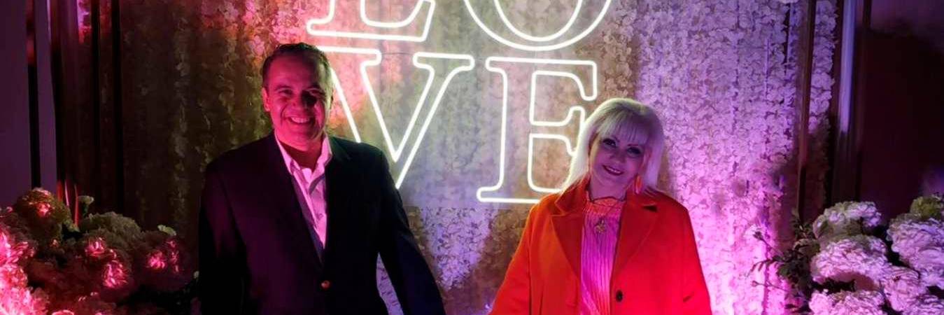 El humorista volvió al programa radial ‘La luciérnaga’ y agradeció el apoyo que recibió en un momento tan triste. /FOTO: @POLILLA_FELIZ