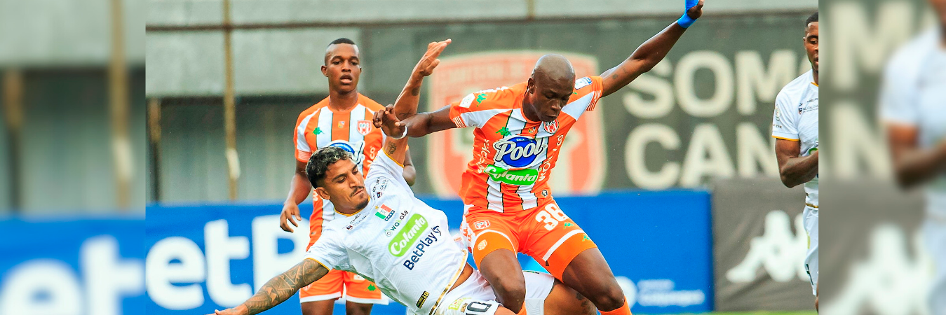  Envigado FC disputando un partido con Once Caldas. /FOTO: CAMILO SUÁREZ