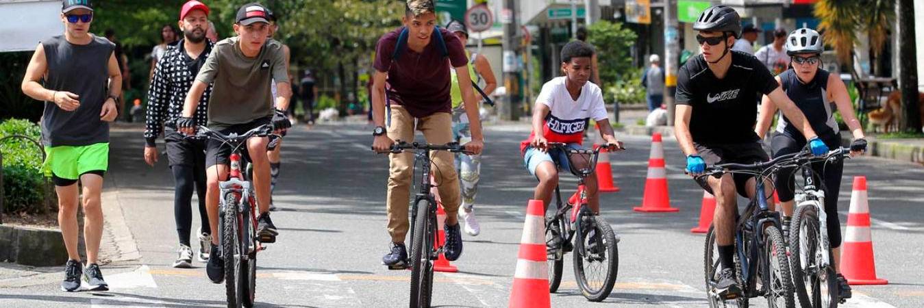 Ciclovía en Medellín. /FOTO: INDER. 
