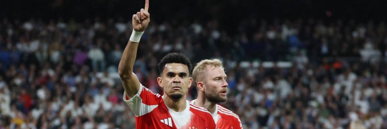 Luís Díaz y Konrad Laimer, jugadores del Bayern Múnich. FOTO: BAYERN MÚNICH