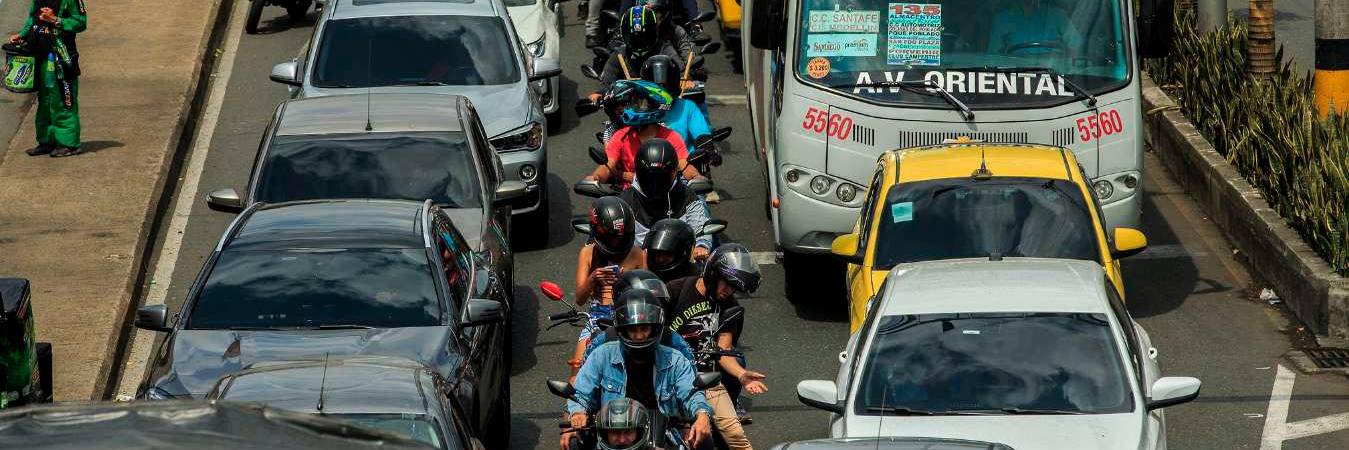 Contribuya con la movilidad y deje su vehículo en casa. /FOTO: ARCHIVO