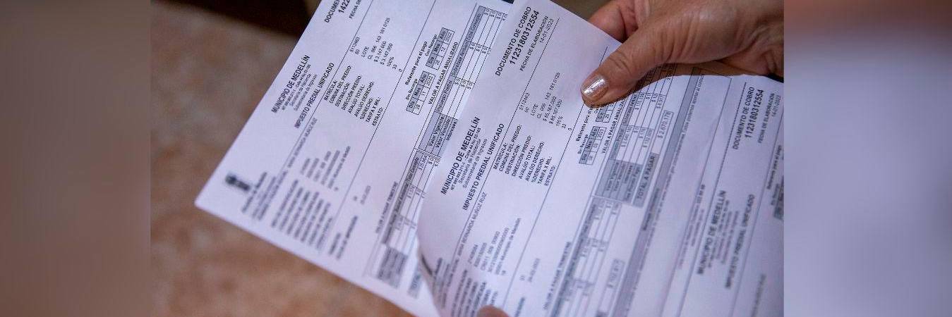 Impuesto predial en Medellín. /FOTO: CARLOS ALBERTO VELÁSQUEZ