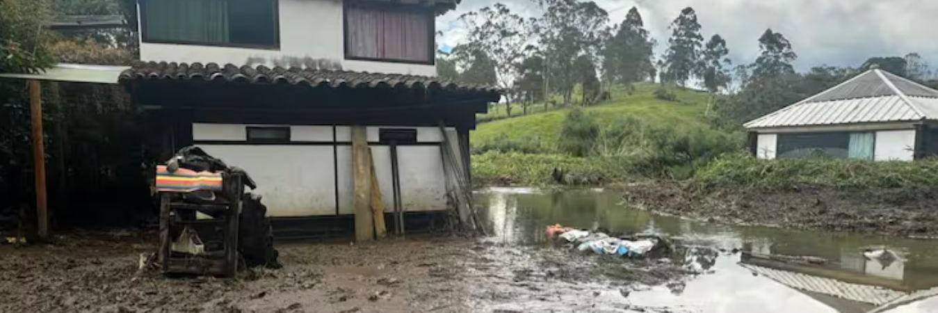 Inundaciones en El Capiro: desbordamiento de quebrada afectó a varias familias. / FOTO: ALCALDÍA DE RIONEGRO