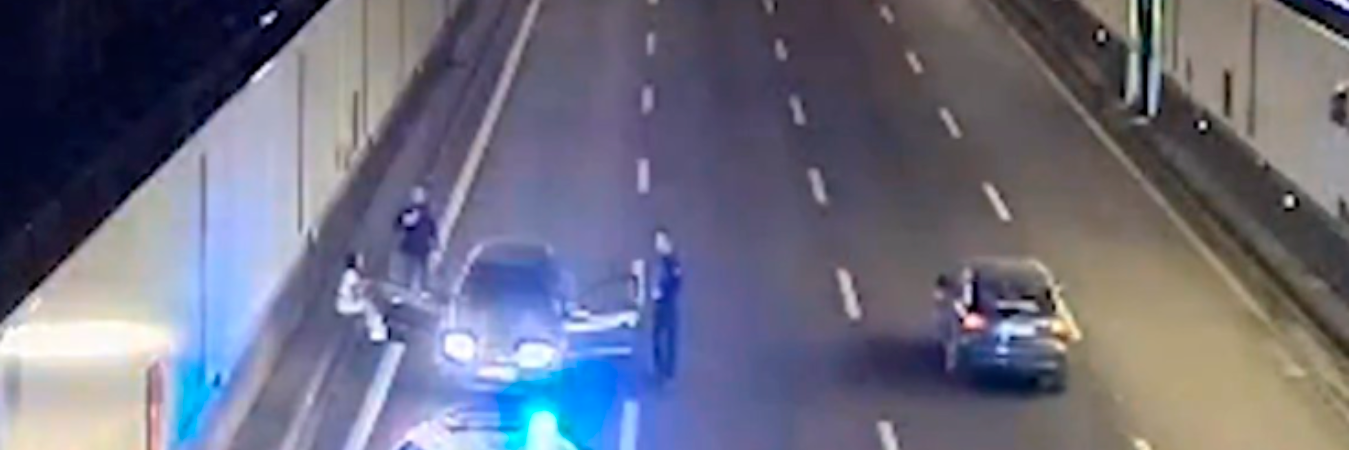 Momento de la detención de la mujer. /FOTO: TOMADA DE VIDEO 