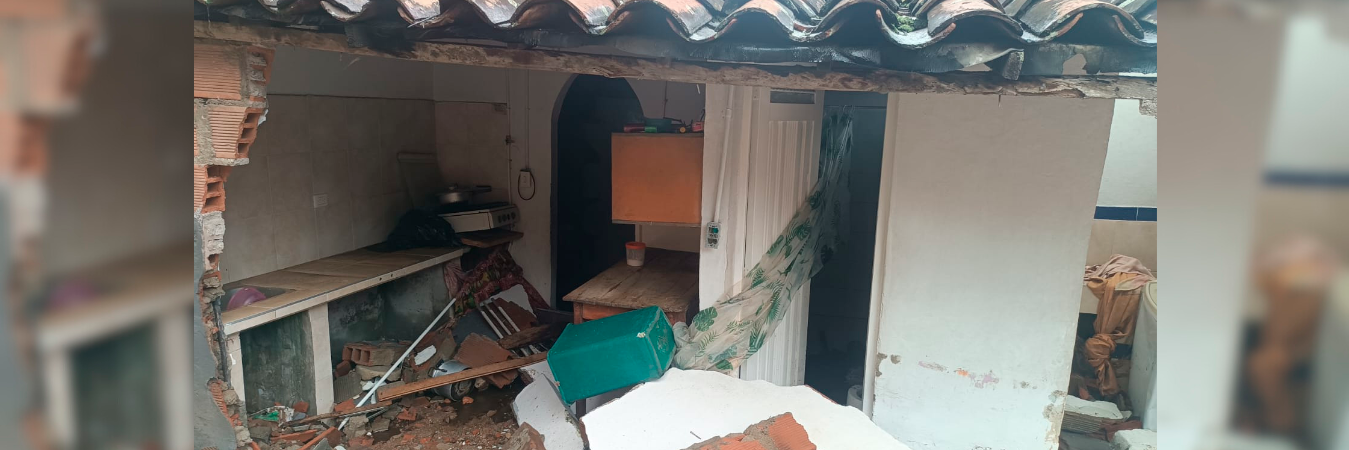 Así quedaron varias viviendas en Santa Cruz tras las inundaciones. /FOTO: JAIME PÉREZ MUNÉVAR